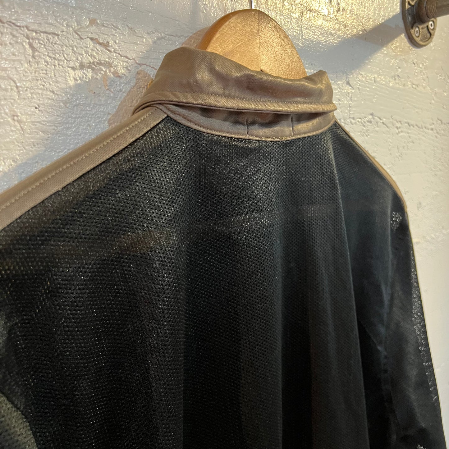 VINTAGE FRESH JIVE MESH LONG SLEEVE SHIRT SZ MEDIUM