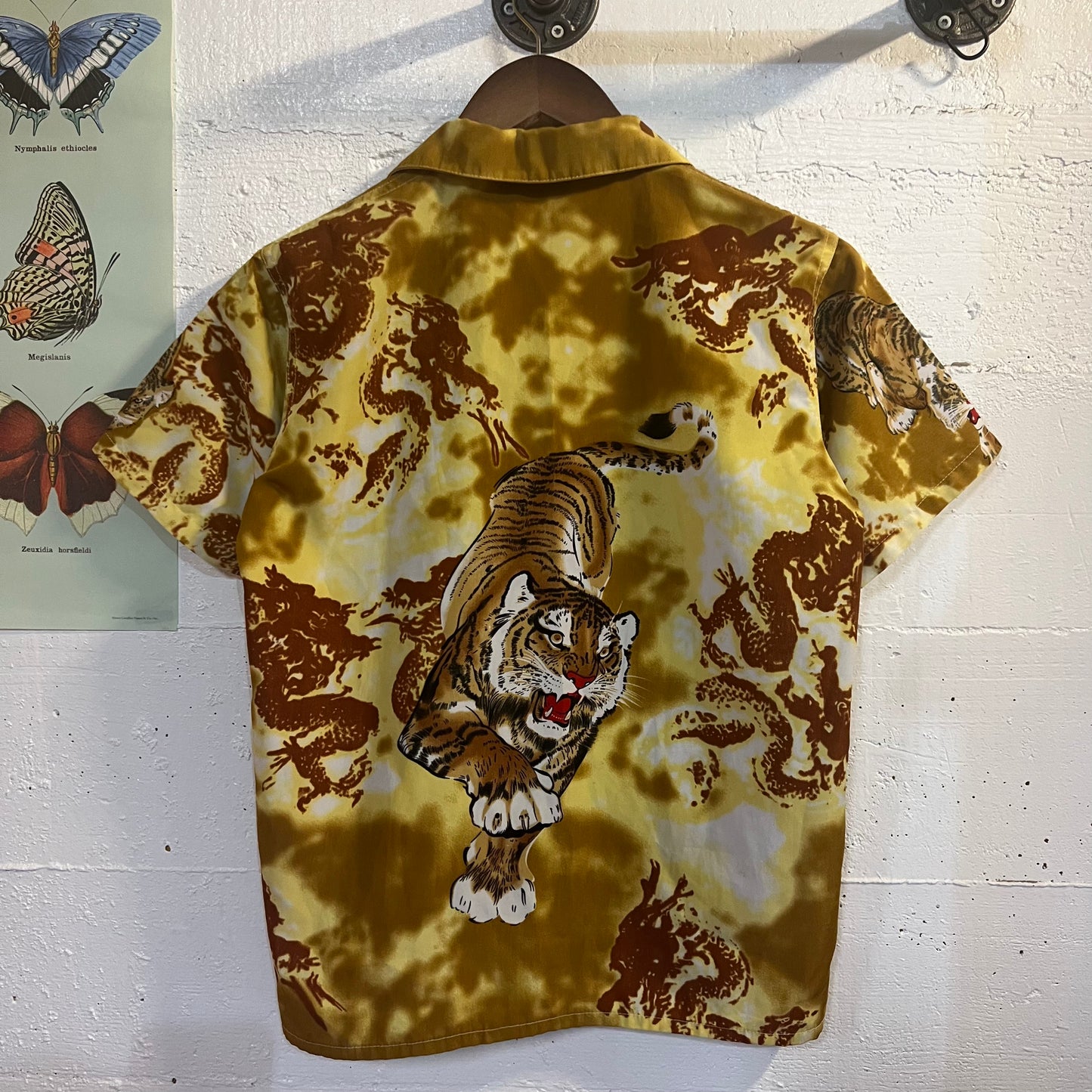 Vintage Tiger/Dragon All Over Print Camp Collar Button Up Shirt - Size Small