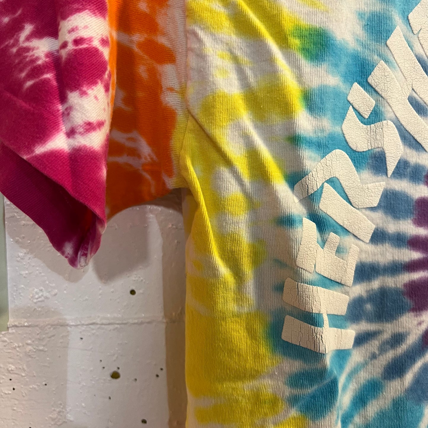 Vintage 1970's Tie Die Hershey Park T-Shirt - Size Small - Single Stitch - Made In USA