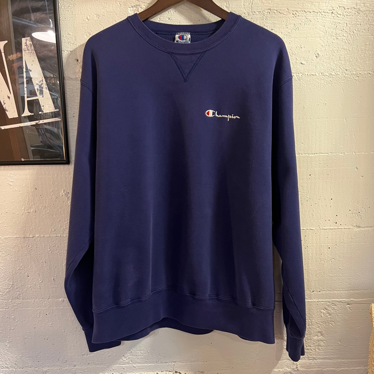 Vintage 90’s Embroidered Champion Crewneck Sweatshirt - Size XL - Made In USA - Blue
