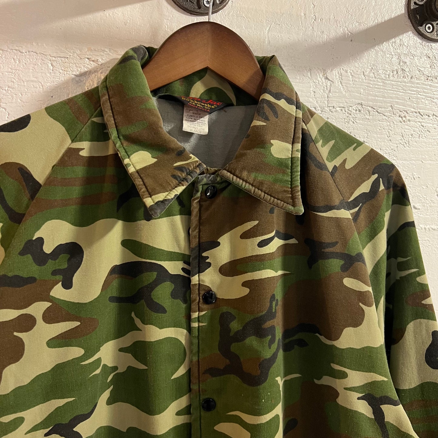 Vintage 70's/80's Pla-Jac By Dunbrooke Woodland Camo Snap Coaches Jacket - Size XL (48/50) - Made In USA - Woodland