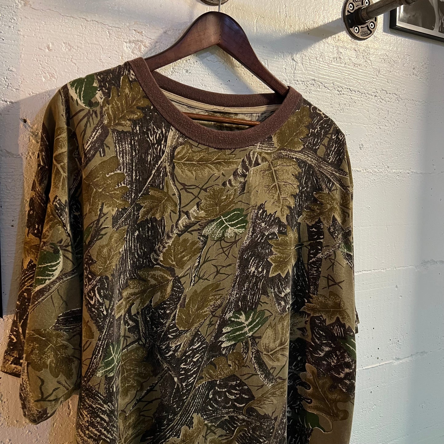 Vintage Real Tree Camo T-Shirt - Size XL - Earth toned/Camouflage