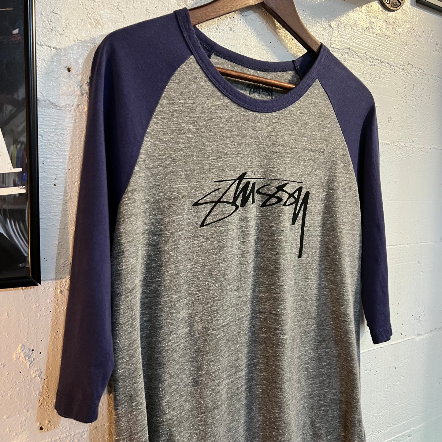 Stüssy Raglan 3/4 Sleeve Spell-out Baseball Tee - Size Large - Gray/Navy