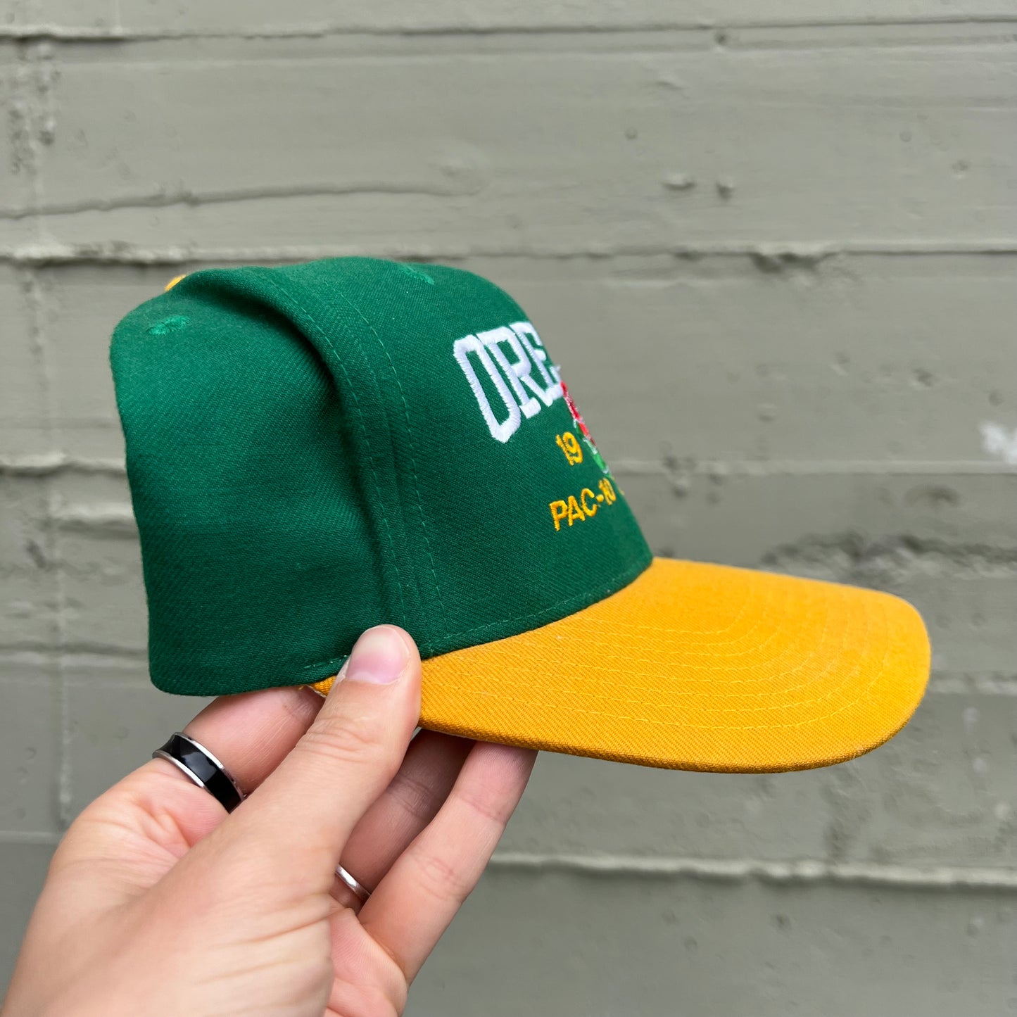 Vintage 90's University Of Oregon Ducks 1994 Rose Bowl Pac-10 Champs Embroidered Wool Snapback Hat - O/S - Green/Yellow