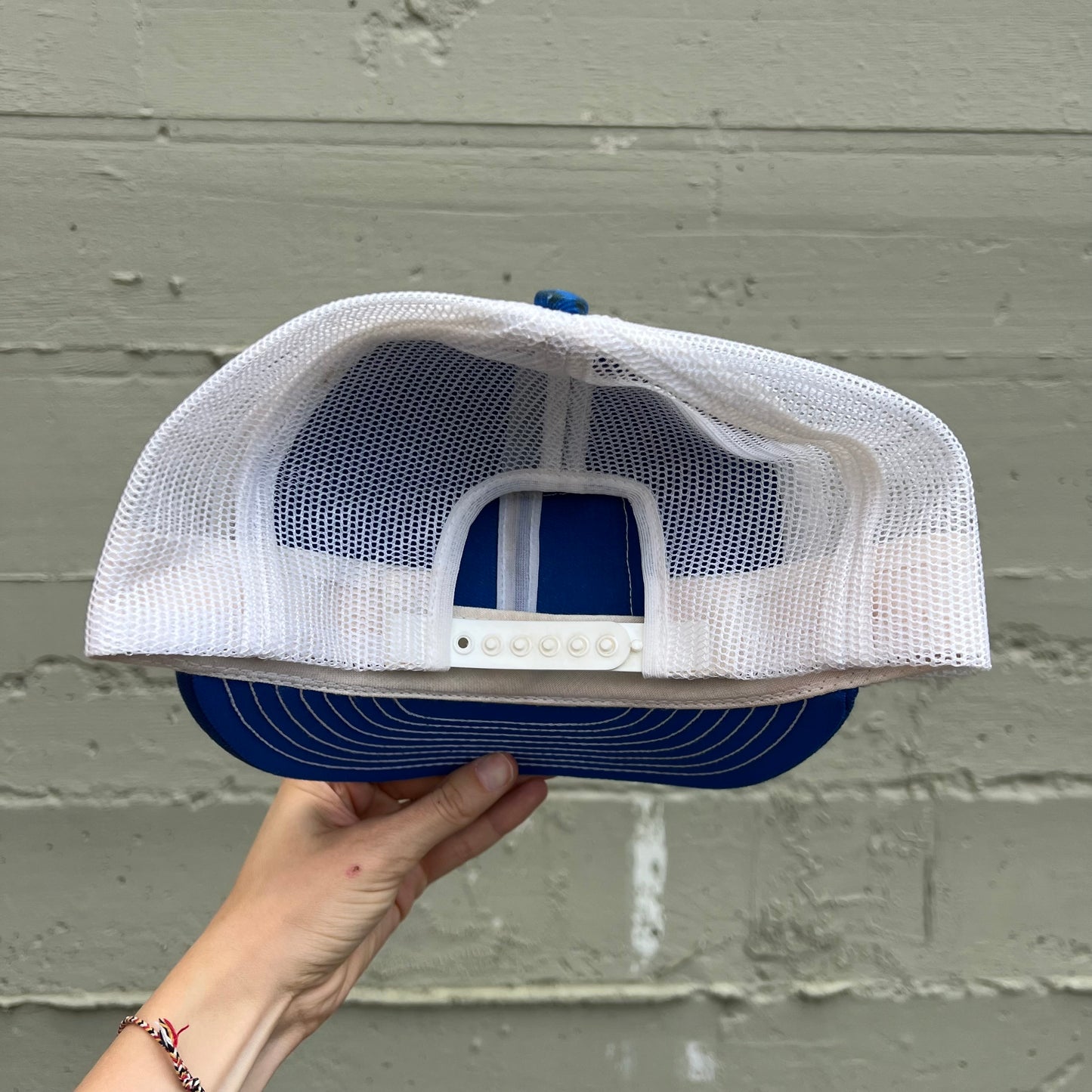 Vintage 70's/80's Prentice Omark Louisville Mfg. Co Mesh Back Trucker Hat - O/S - Made In USA - Blue/White