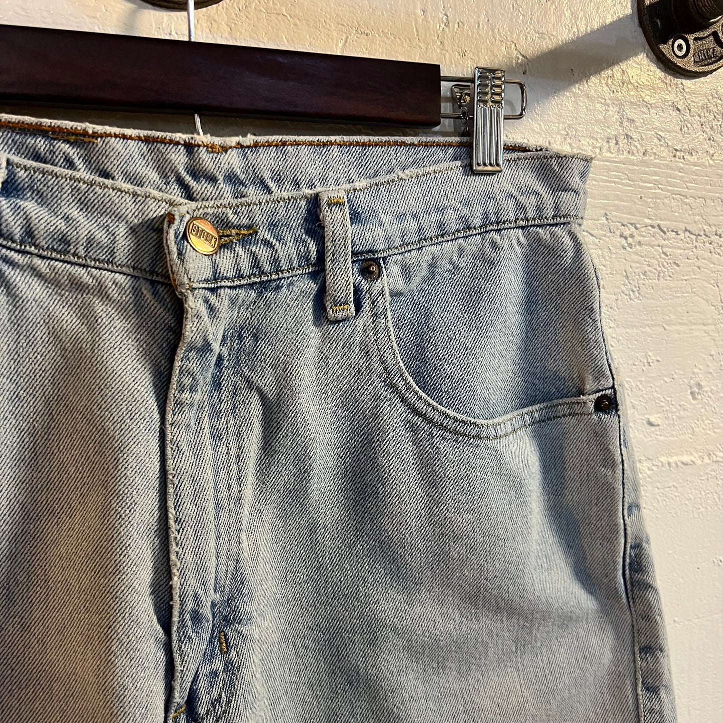 Vintage 90's Stonewash Cut Off Denim Shorts - Size 30" x 5" - Light Faded Indigo