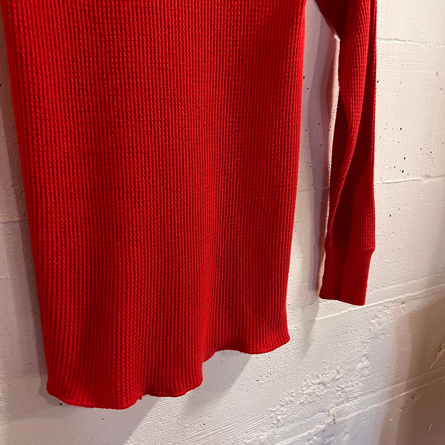 Vintage 80's JCPenney Waffle Knit Long Sleeve Thermal Shirt - Size Youth XL - Made In USA - Cotton/Poly Blend - Red