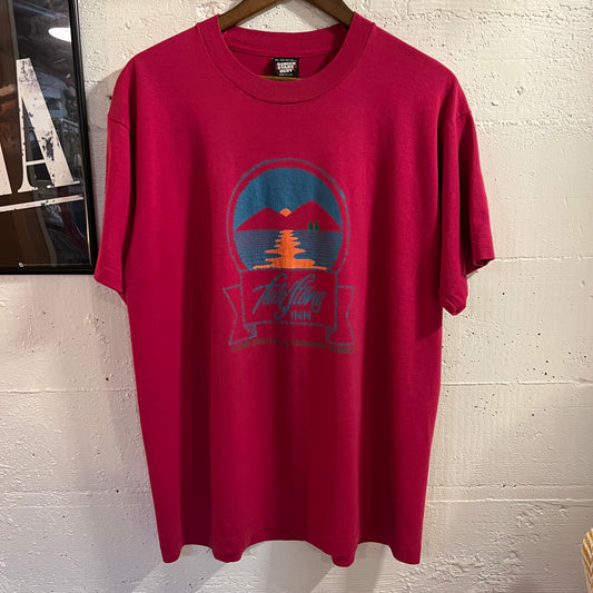 Vintage 80's Screen Stars Fieldstone Inn Lake Chatuge, Georgia Single Stitch T-Shirt - Size XL - Made In USA - Pink/Multi