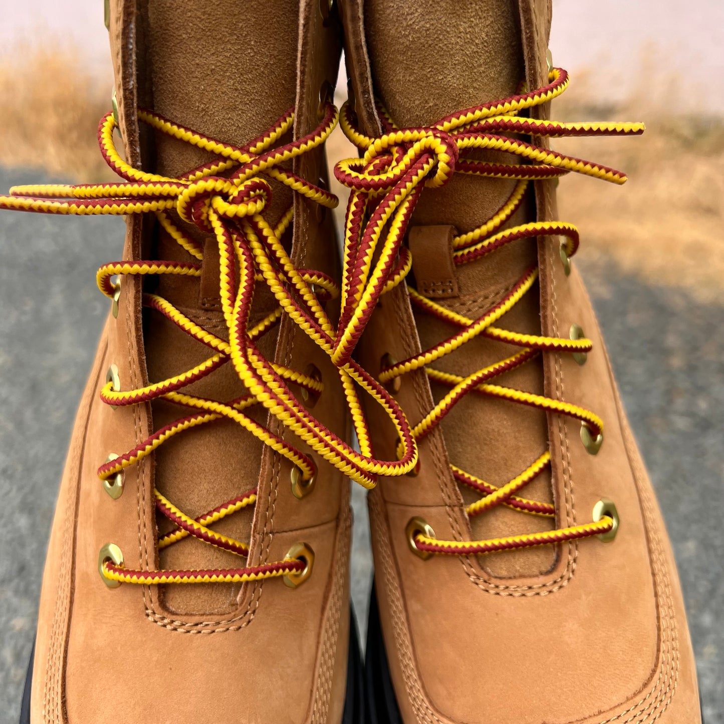 Timberland Sky 6" Lace Boots - Size 8.5W - Wheat/Black