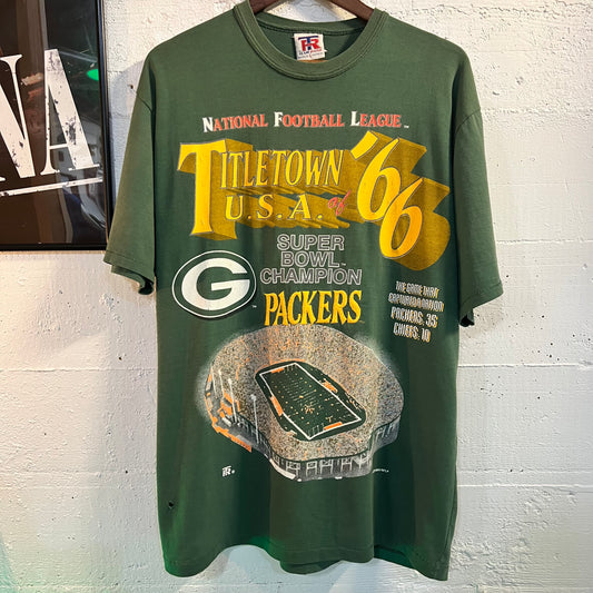 Vintage 1995 Embroidered Green Bay Packers 'Super Bowl Champions' Single Stitch T-Shirt - Size Large - Made In USA - Green/Yellow/Multicolor