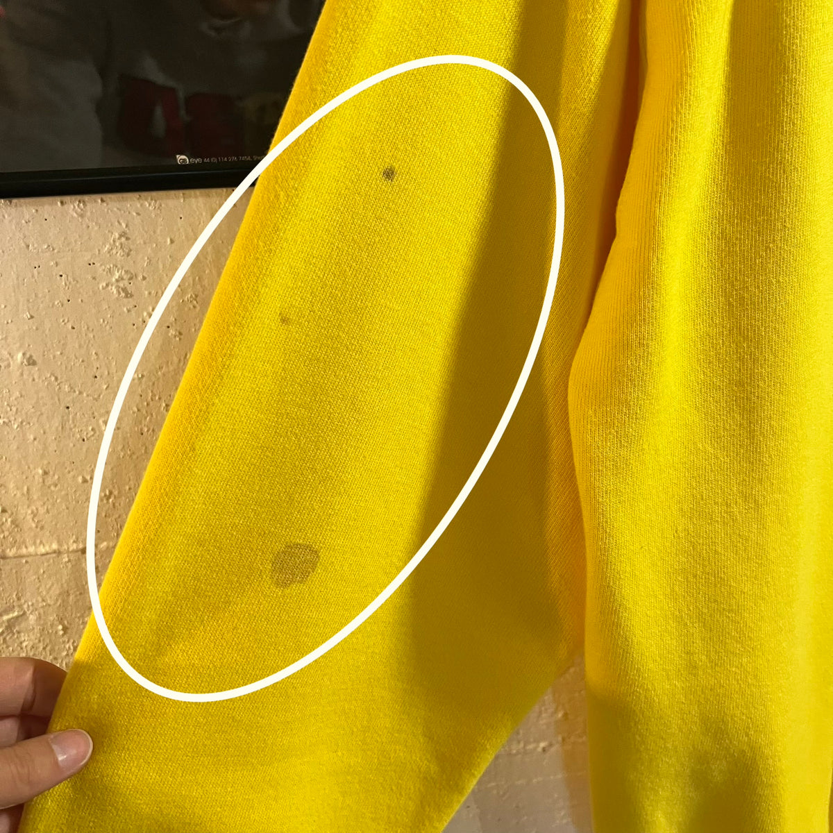 Vintage 80’s Embroidered Champion Crewneck Sweatshirt - Size Large - Made In USA - Yellow