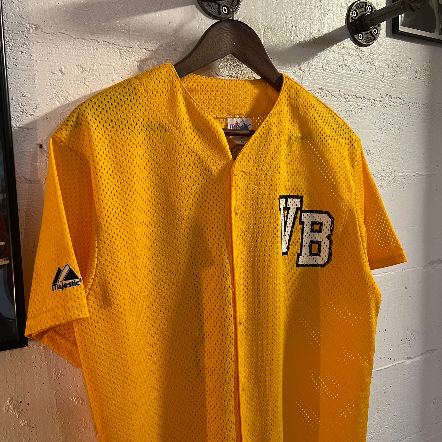 Vintage 90's Majestic Mesh Button 'VB' Baseball Jersey - Size Medium - Made In USA - Yellow