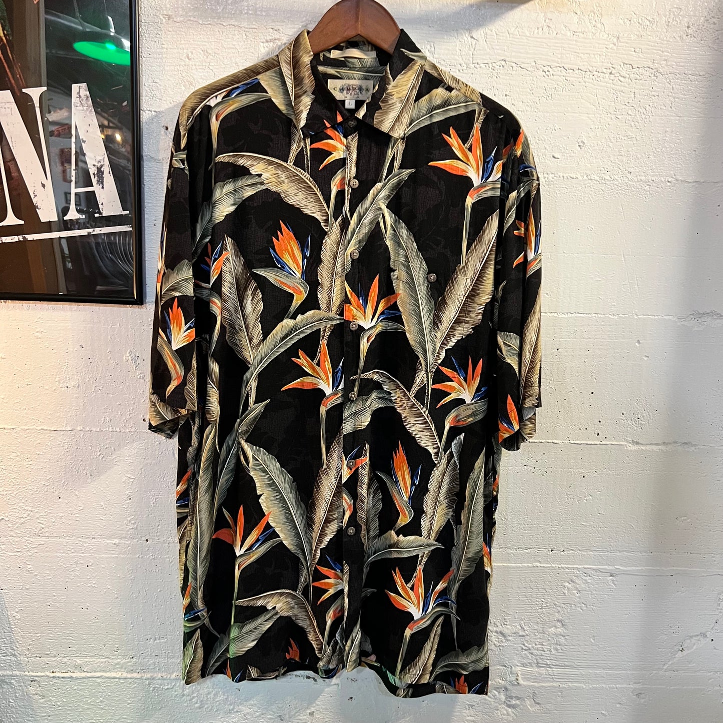 Vintage Campia 100% Rayon Aloha/Hawaiian 'Bird of Paradise' Floral Shirt - Size Large - Black/Multi