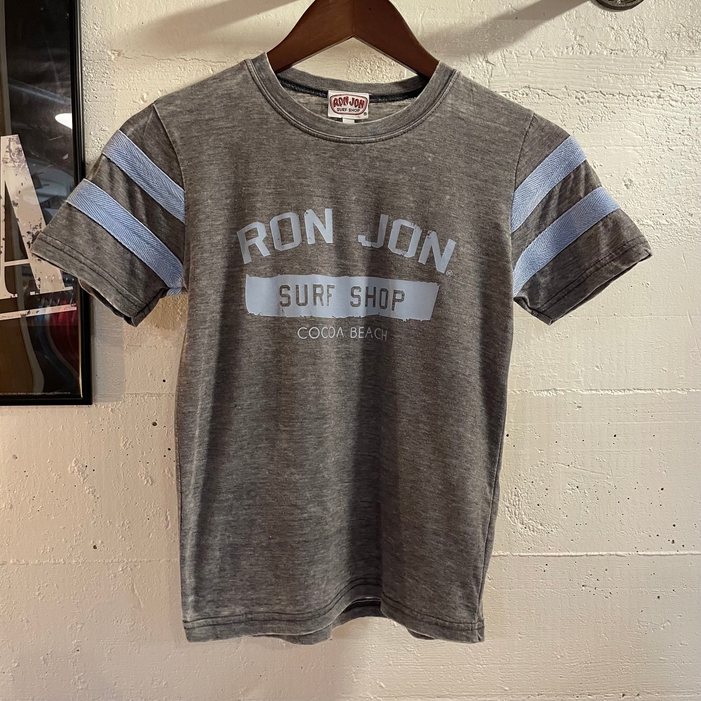 Y2K Ron Jons Surf Shop Jersey Style Baby Tee - Size Medium - Gray/Blue