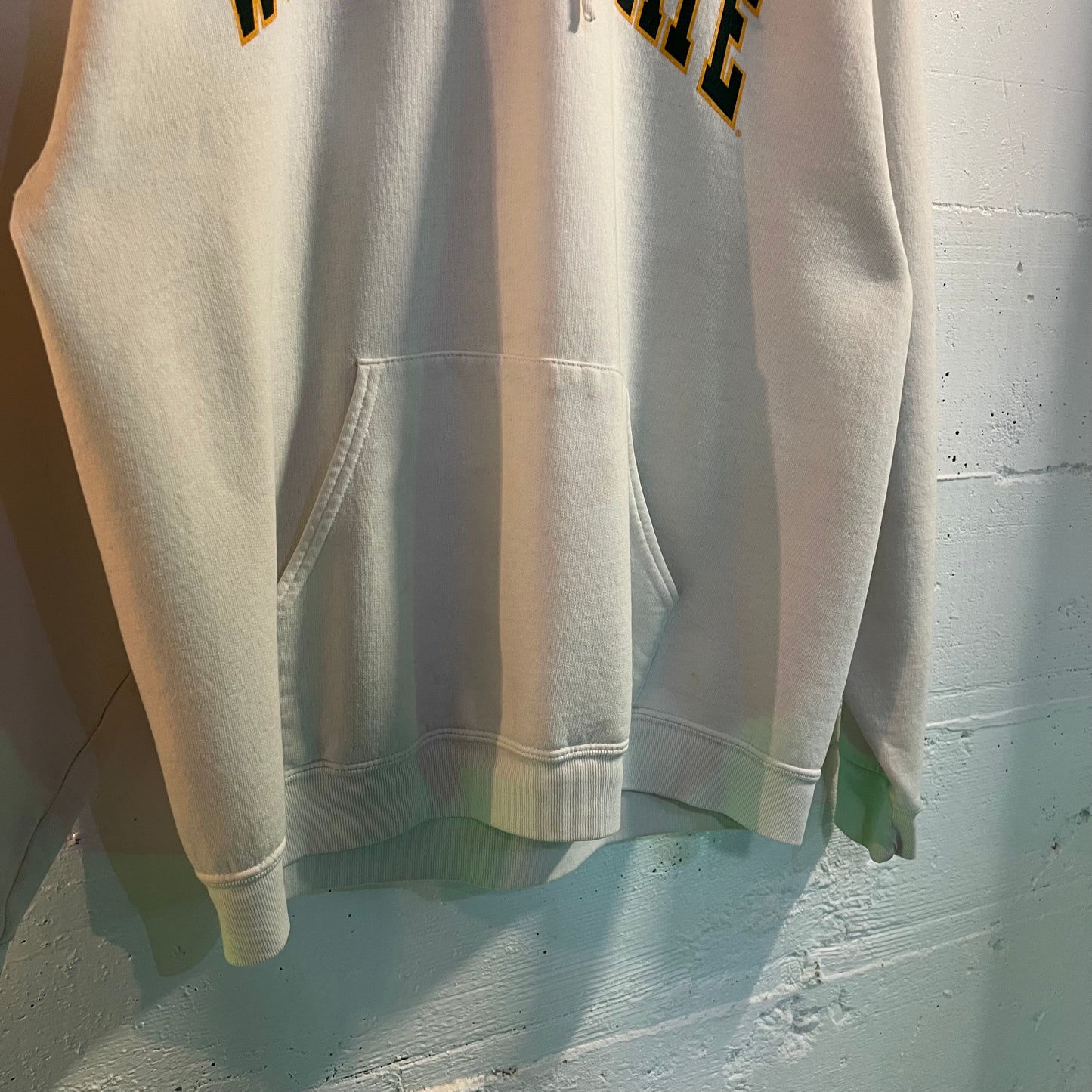Vintage 2000's Wright State Collegiate Arch Logo Hoodie - Size Large - White/Green/Yellow - Distressed