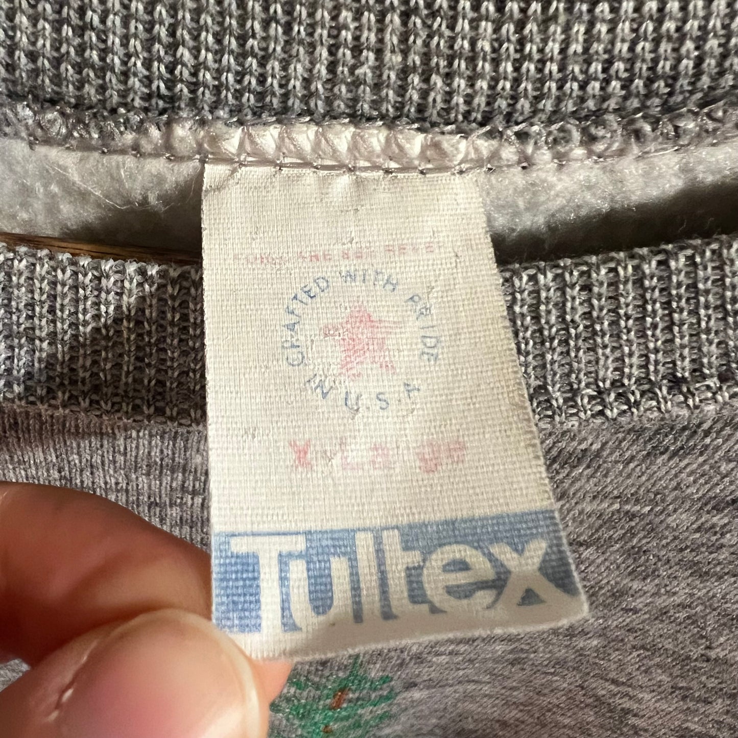 Vintage 80’s Humptulips, Washington Puff Print Raglan Sleeve Crewneck Sweatshirt - Size XL - Made In USA - Heather Grey/Multi