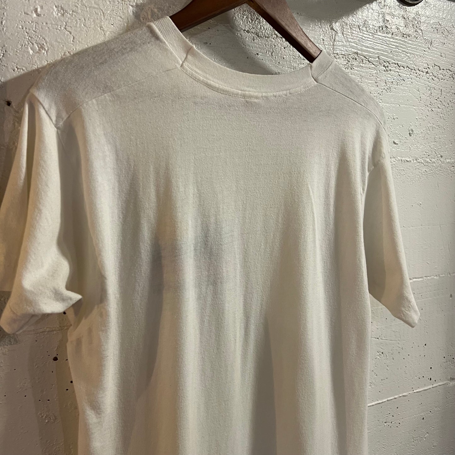 Vintage 1986 Surf Pacific Hawaii Single Stitch T-Shirt - Size Large - Made In USA - White/Multi