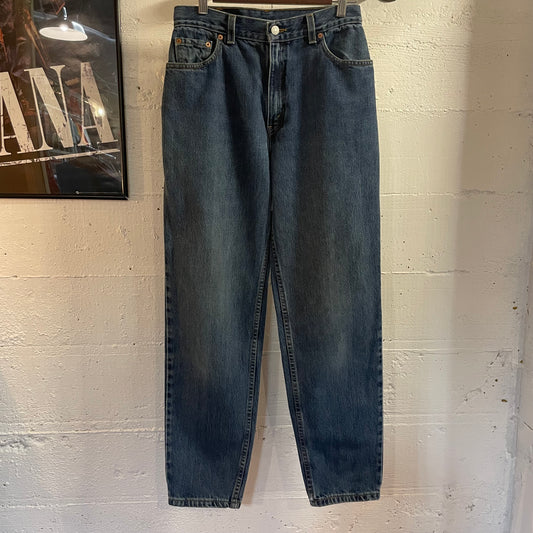 Vintage 90's Levi's 550 Relaxed Fit Denim Jeans - Size 10 Reg. M (28) - Made In USA - Mid Wash Denim