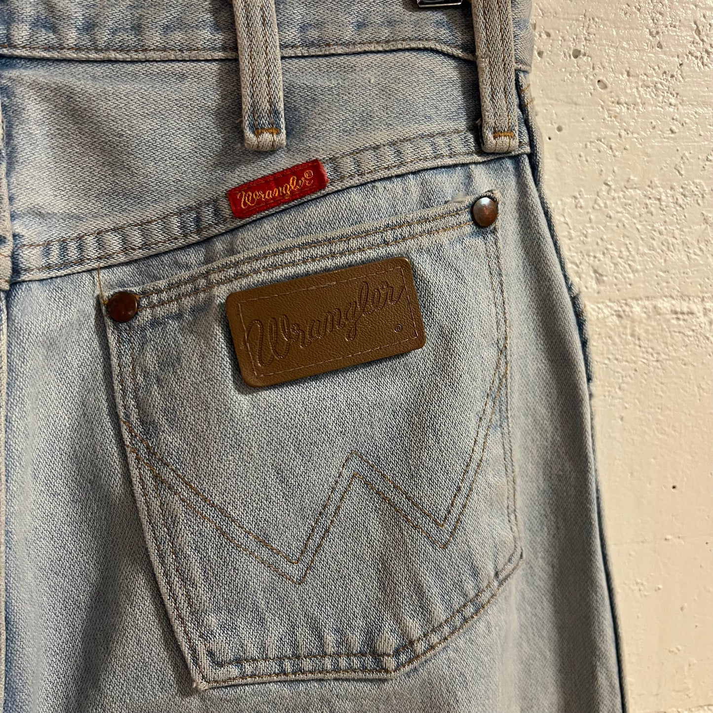 Vintage 90's Wrangler Women's Cowboy Cut 14MWZGB Light Wash Blue Jeans - Size 9 (28"x 34") - Made In USA