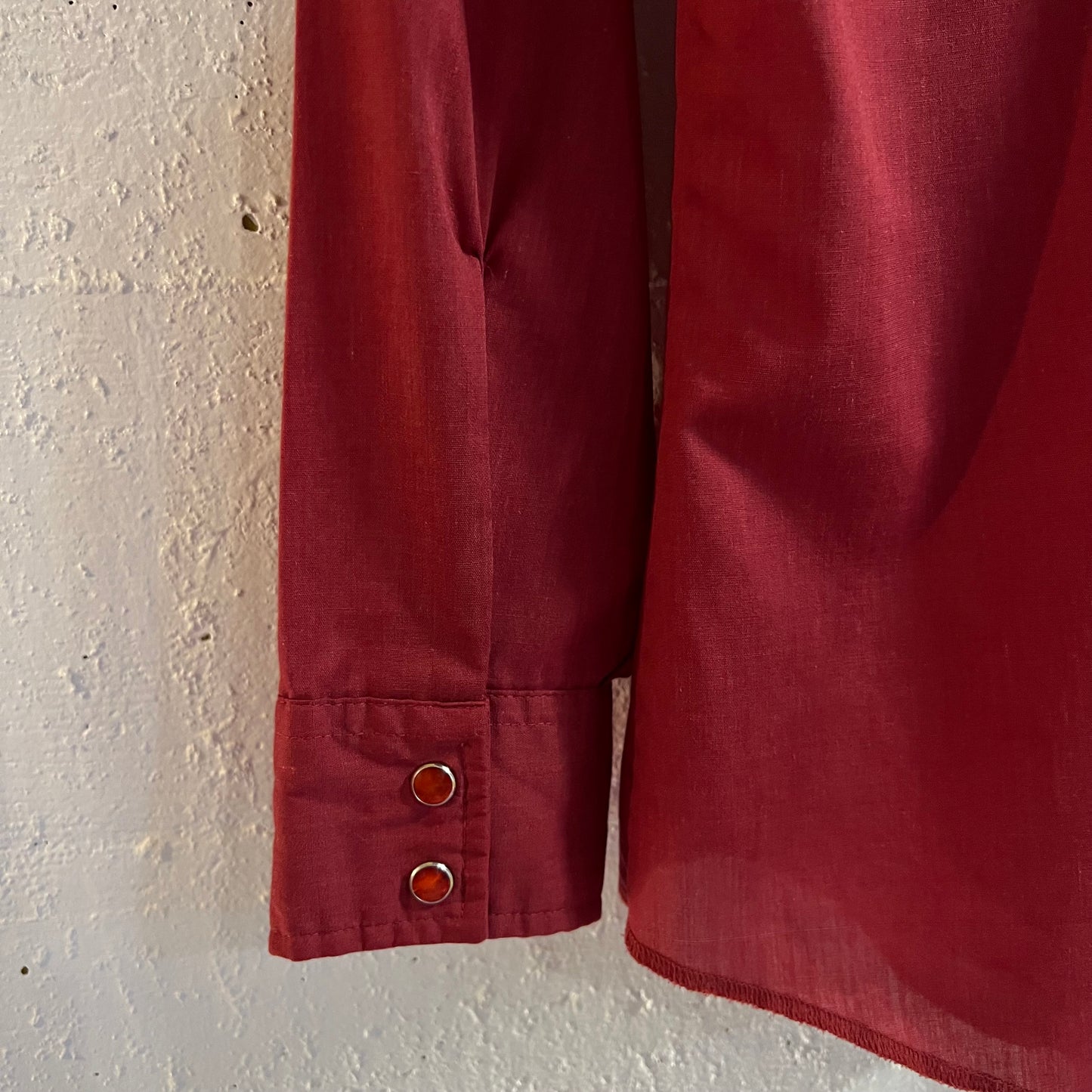 Vintage 1970's Wrangler Western Yoke Pearl Snap Western Shirt - Size Medium - Made In USA - Maroon/Silver