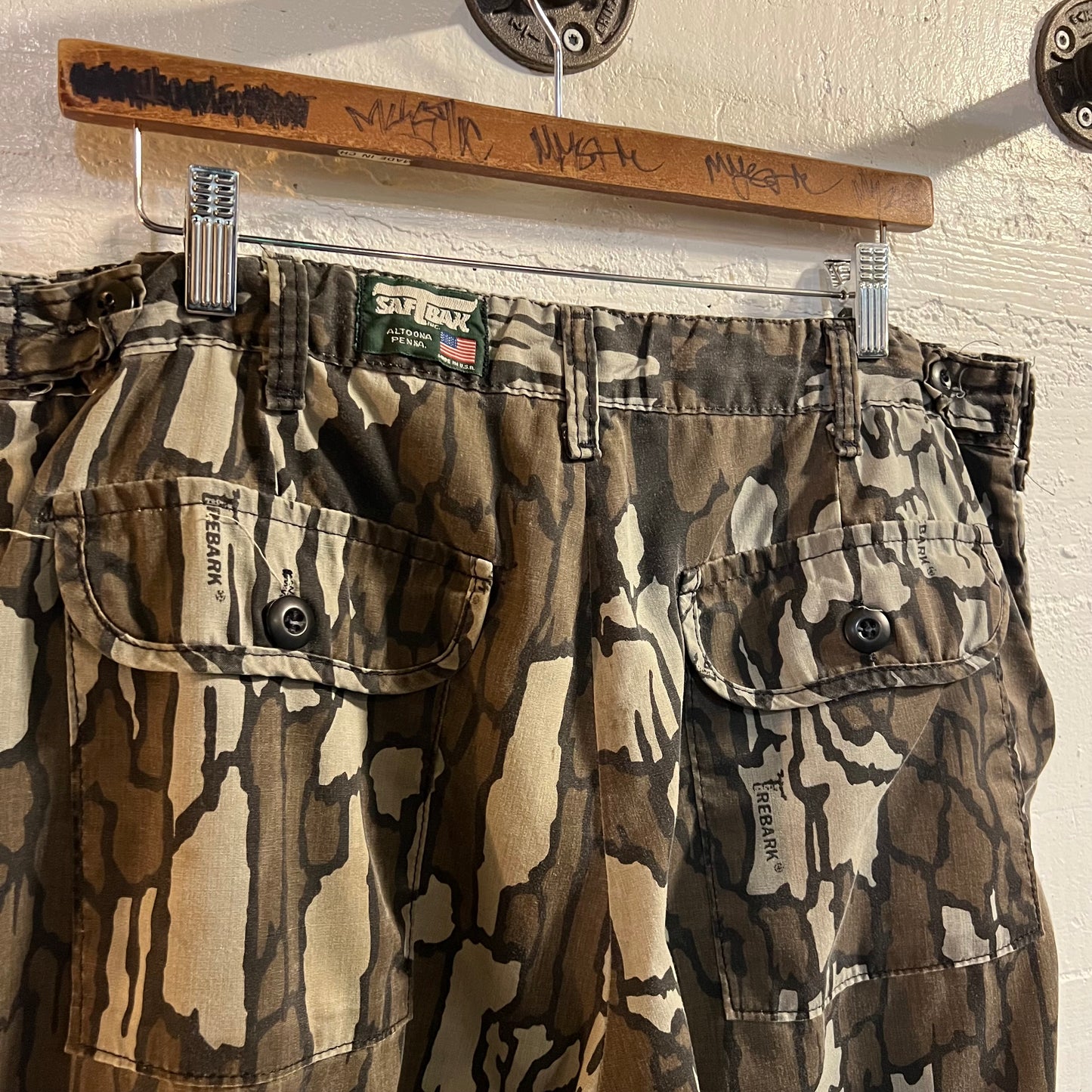 Vintage Saf-T-Back Trebark Camo Pants - Size 34" - Made In USA - Camouflage