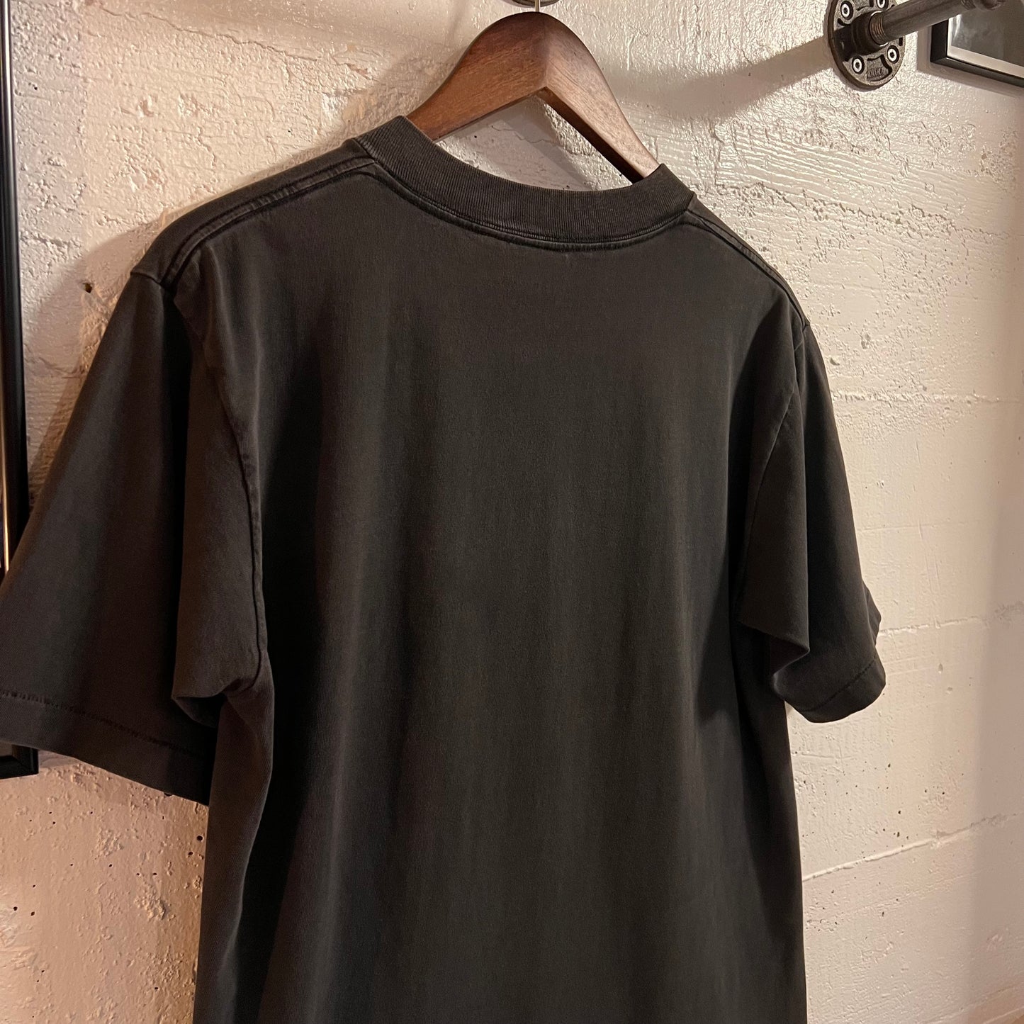 Vintage 1995 Bonnie Raitt ‘Road Tested’ Single Stitch T-Shirt - Size Large - Made In USA - Faded Black/Kelly Green/Red