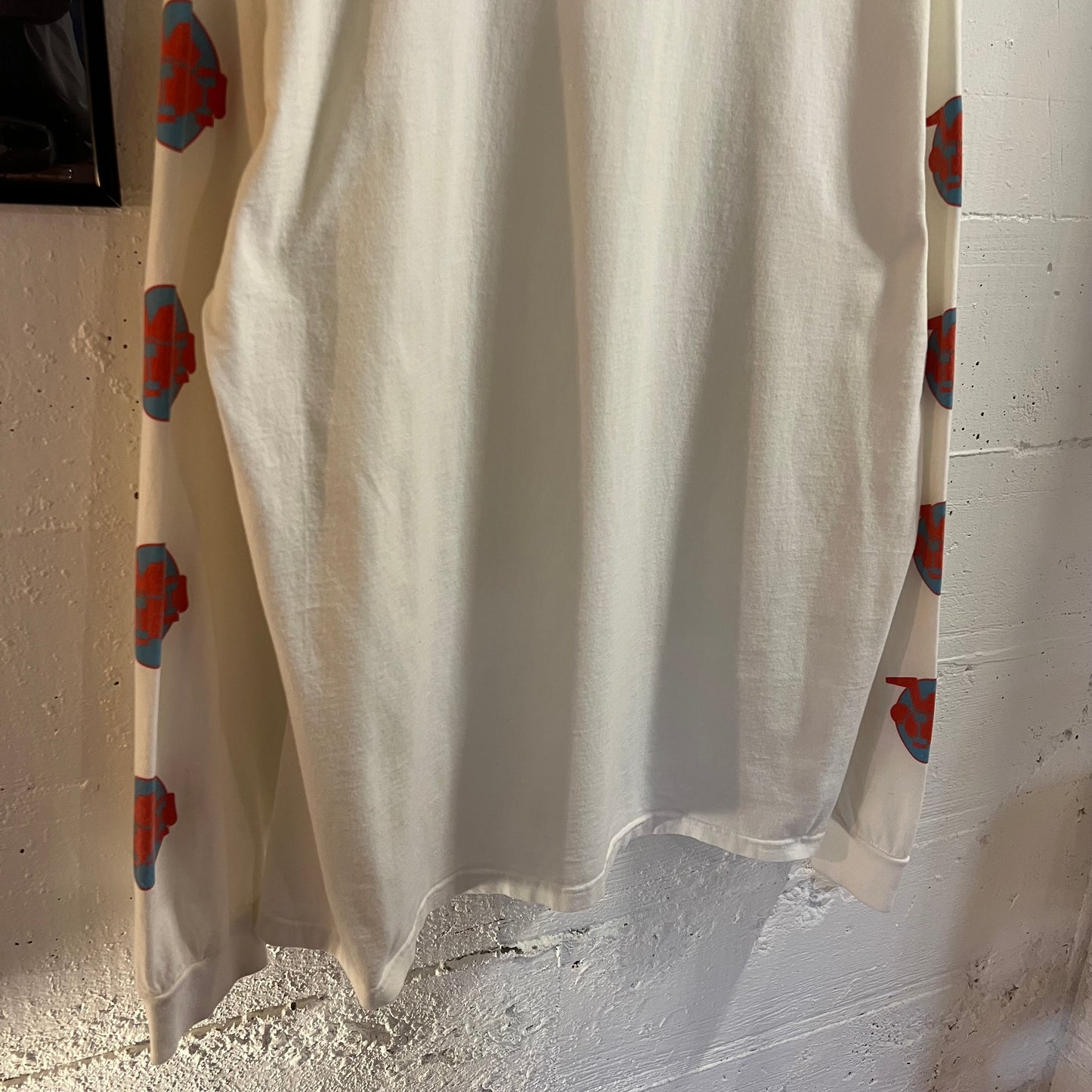 *Pre-Owned* Stüssy 'Skateman' Long Sleeve T-Shirt (FW22) - Size XL - White - 100% Cotton