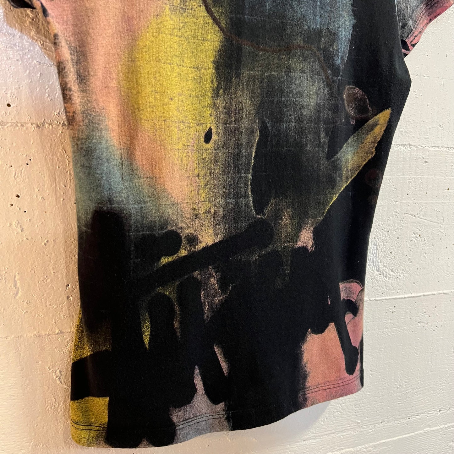 Vintage Y2K Stüssy Womens All Over Print Spray Paint Baby Tee - Size Medium - Made In USA - Black/Multi