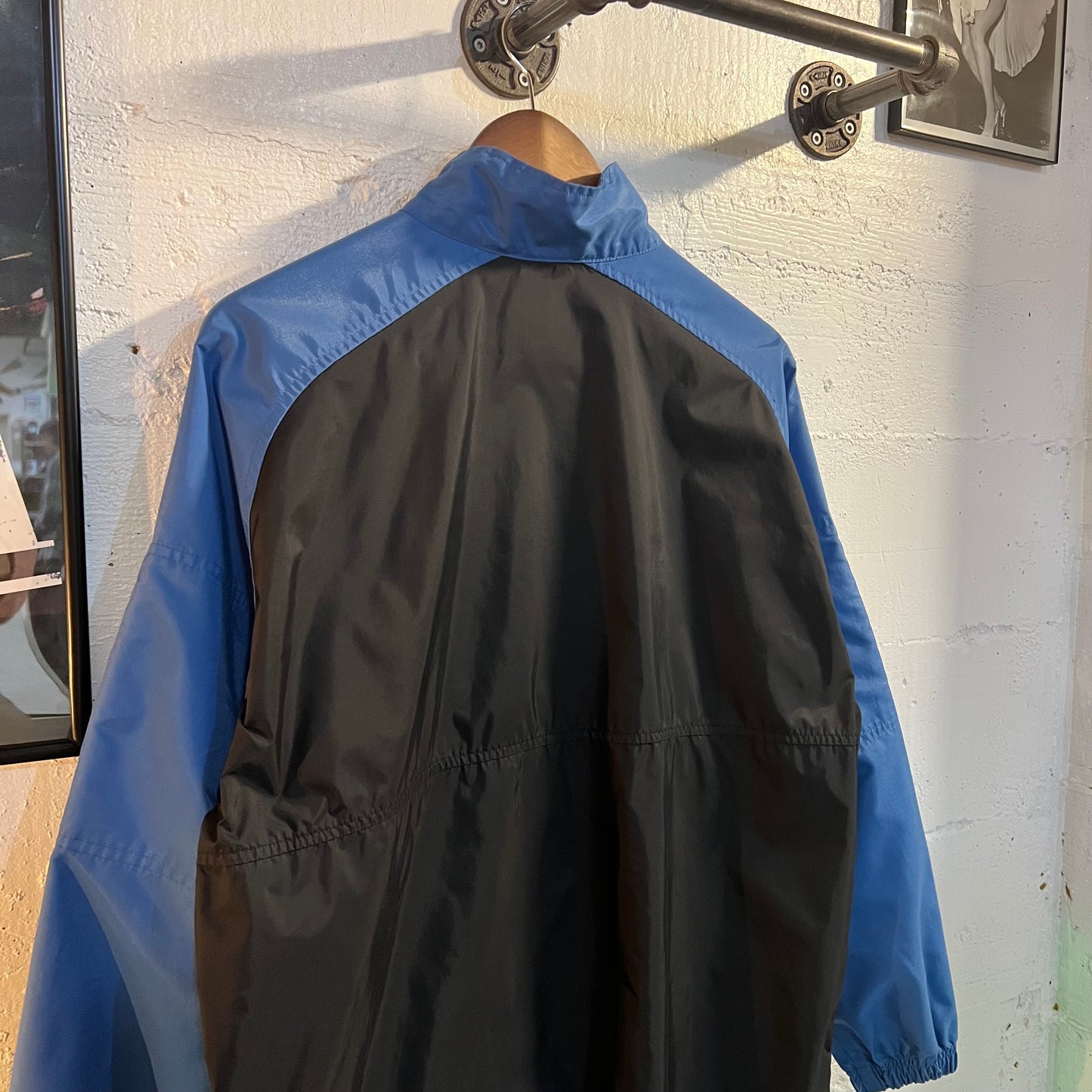 Vintage Embroidered Nike 1/4 Zip Windbreaker Jacket - Size Youth XL - Black/Blue/Orange