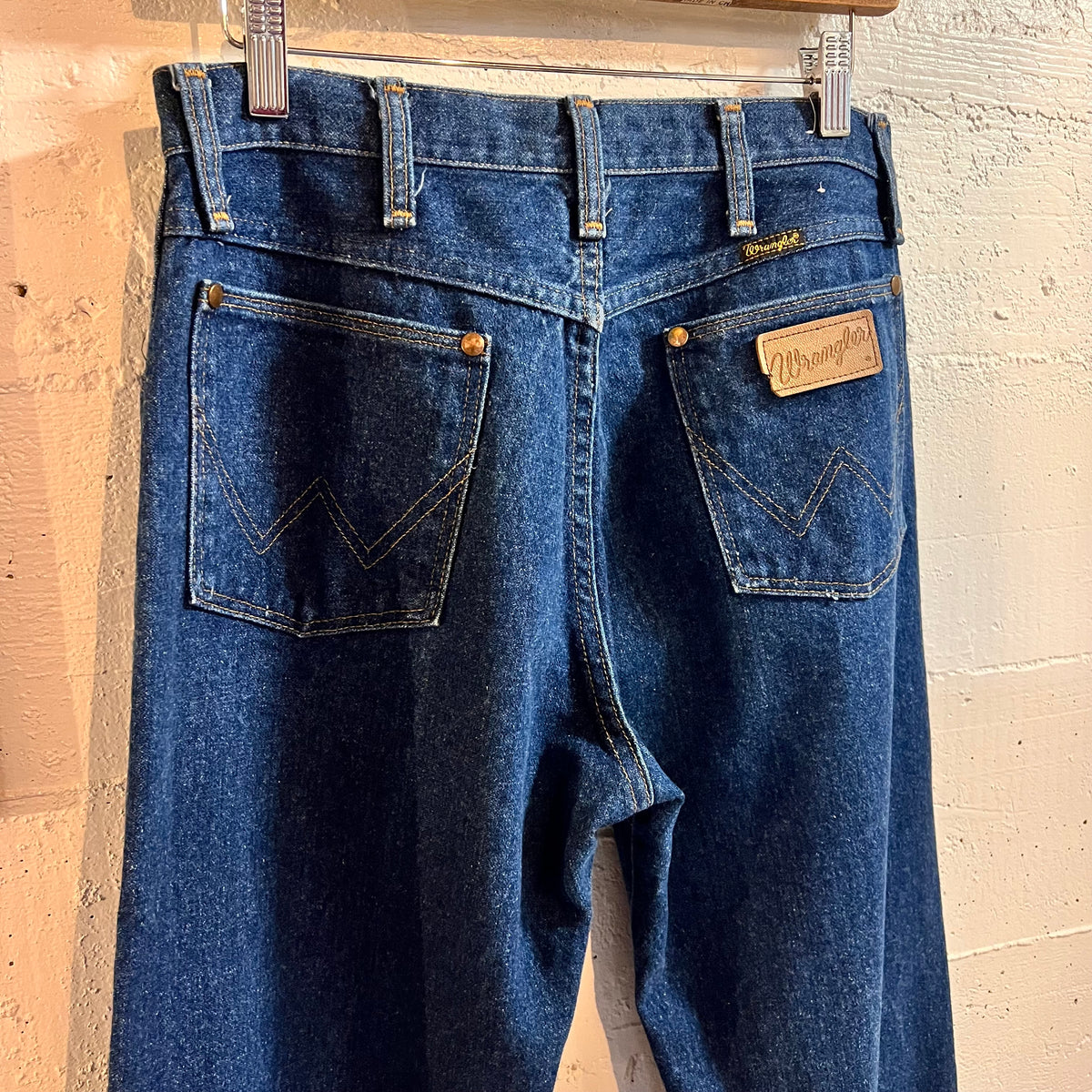True Vintage 1970's Wrangler 13MWZ Cowboy Cut Dark Wash Indigo Denim Jeans - Size 32 (29" x 32") - Made In USA - Ideal Zipper