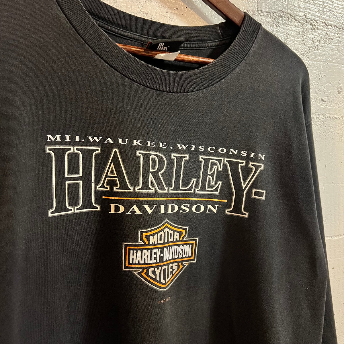 Vintage 2003 Harley Davidson Milwaukee, Wisconsin Graphic Long Sleeve T-Shirt - Size Large - Made In USA - Black/Multi
