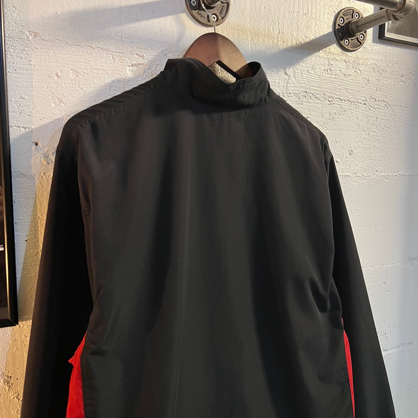 Vintage Embroidered Reebok Windbreaker Zip-Up Jacket - Size Large - Black/Red