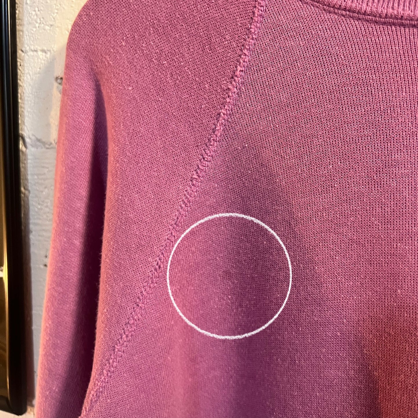 Vintage 90's Oakbrook Blank Raglan Sleeve Crewneck Sweatshirt - Size Large - Made In USA - Fuschia