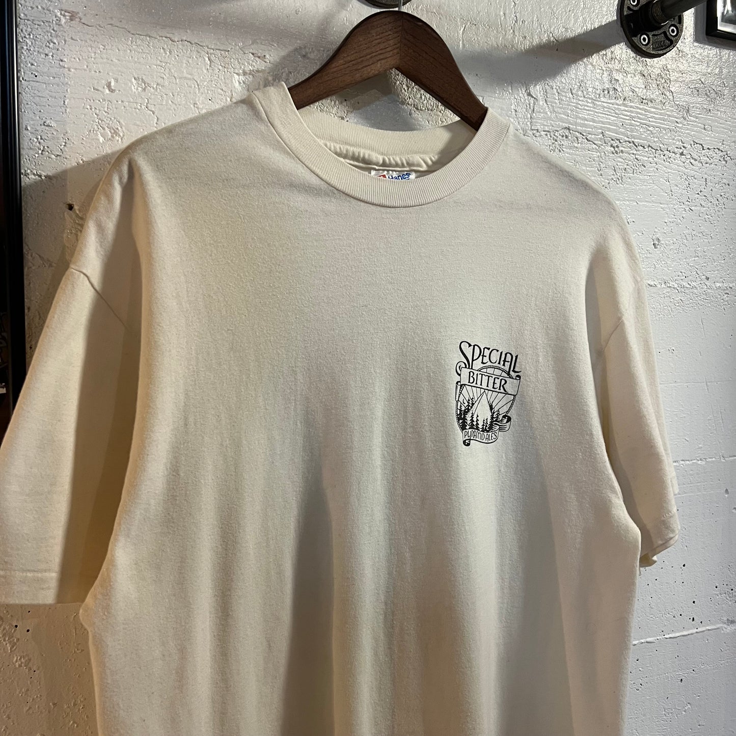 Vintage 90’s Special Bitter Pyramid Ales Single Stitch T-Shirt - Size Large - Made In USA - White/Black/Gold
