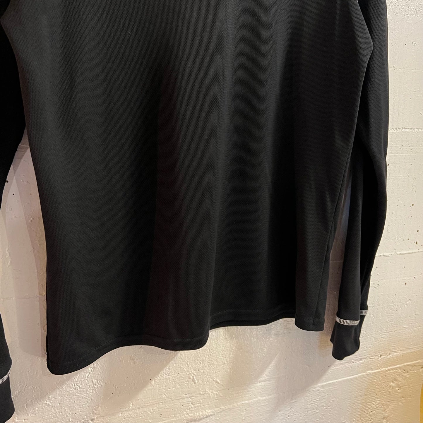 Vintage 2000’s Oakley Mesh Long Sleeve T-Shirt - Size Small - Black/White