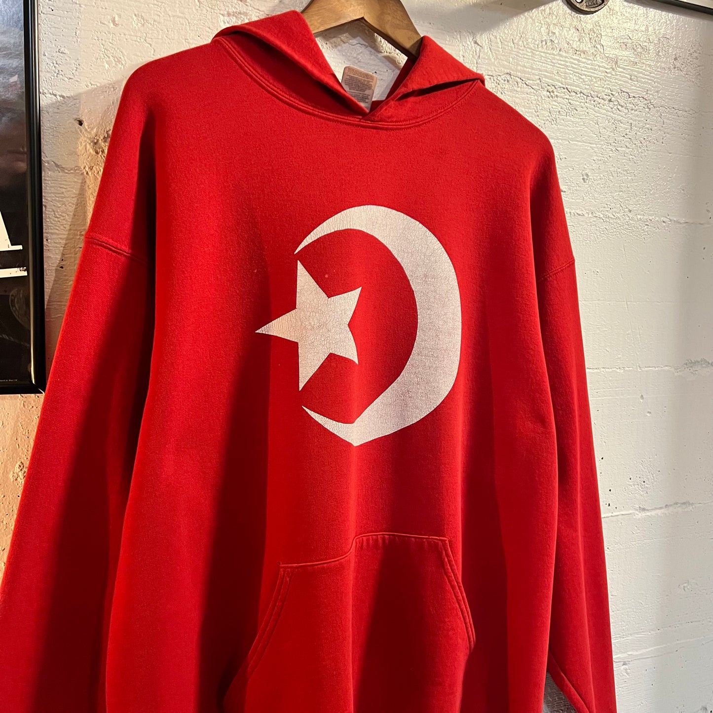 Vintage Distressed Jerzees Turkish Flag Hoodie Sweatshirt - Size XL - Red/White