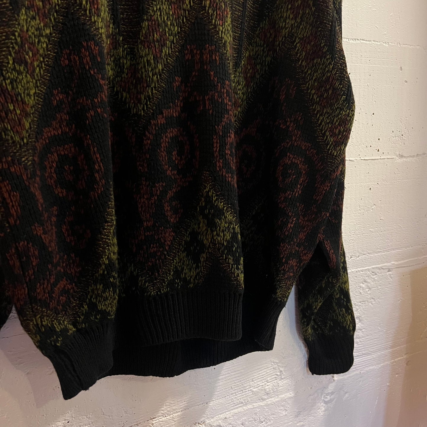 Vintage 90’s Robert Bruce Geometric Patterned Knitted Sweater - Size XL - Made In USA - Black/Red/Olive Green