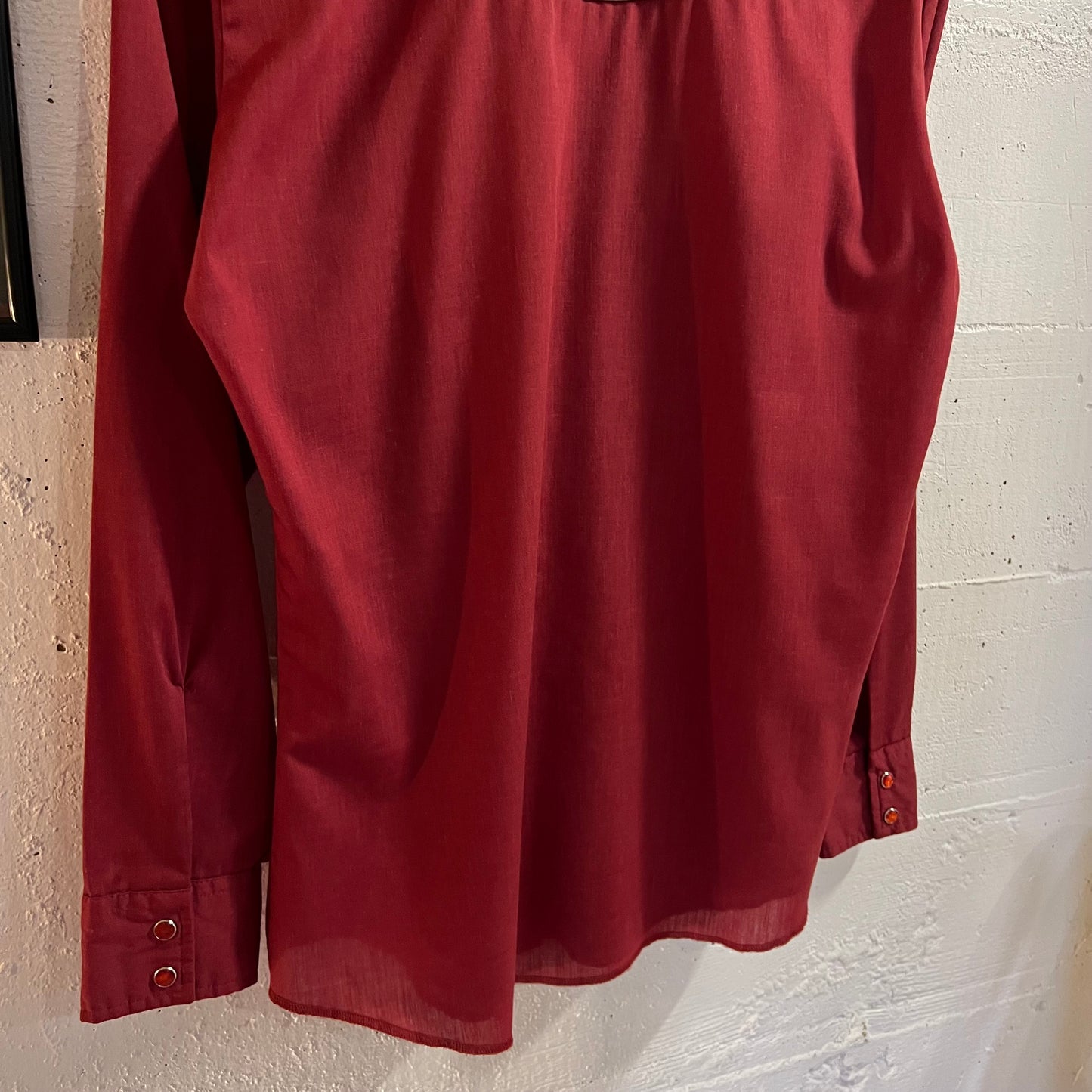 Vintage 1970's Wrangler Western Yoke Pearl Snap Western Shirt - Size Medium - Made In USA - Maroon/Silver