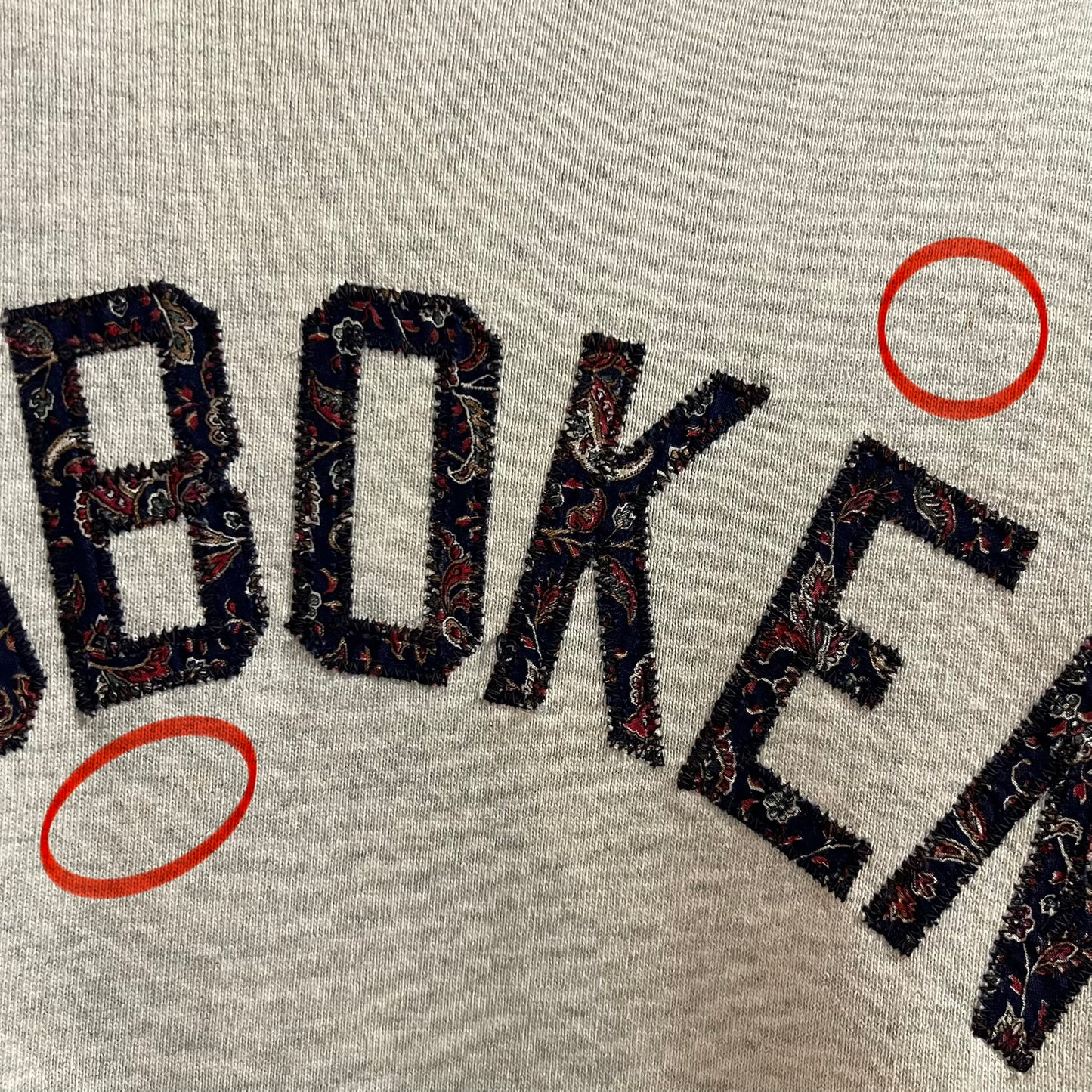 Vintage 90’s Paisley Raw-Edge Appliqué Stitch Hoboken Crewneck Sweatshirt - Size Medium - Made In USA - Heather Grey/Multi