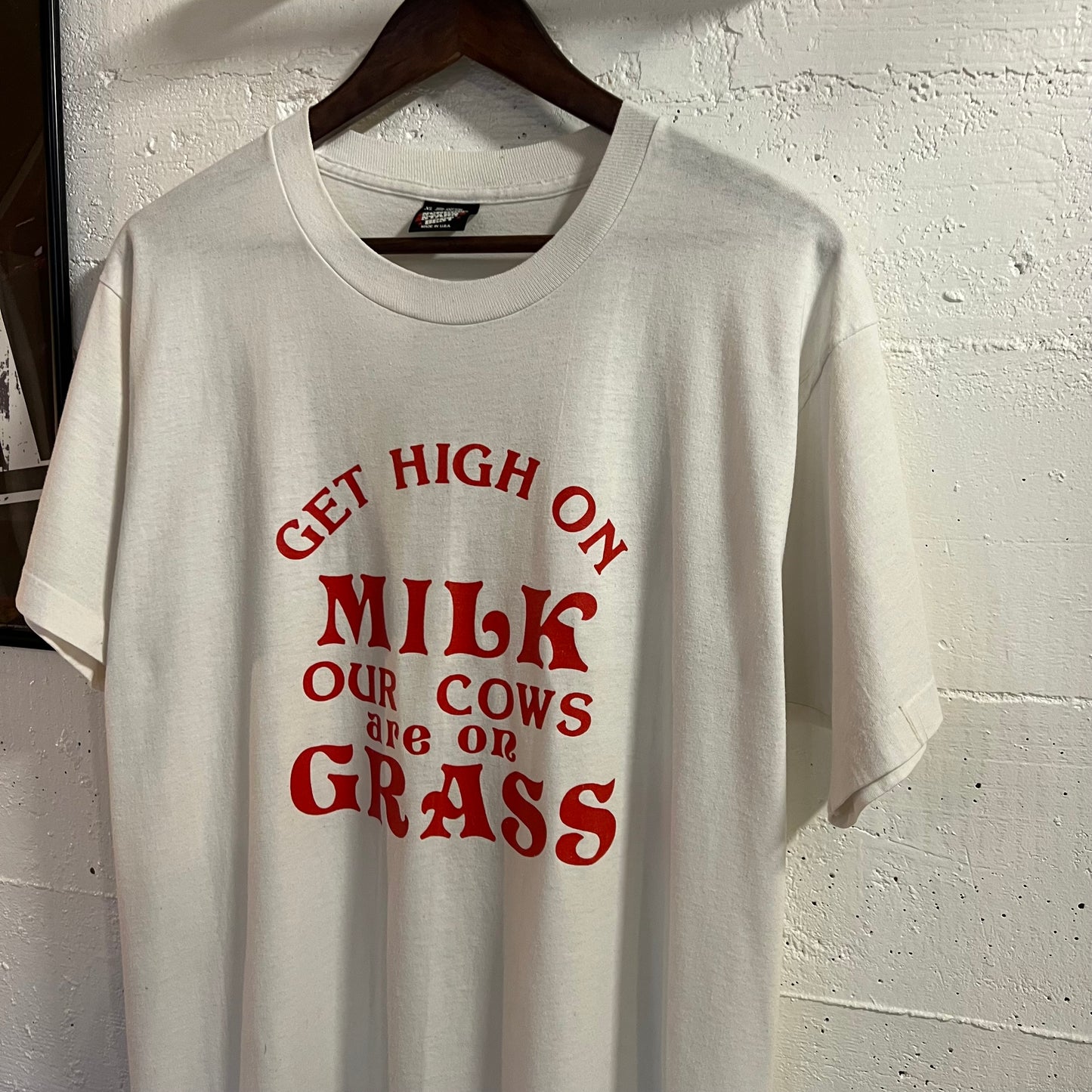 Vintage 80's Screen Stars Funny 'Get High On Milk' Single Stitch T-Shirt - Size XL - Made In USA - White/Red