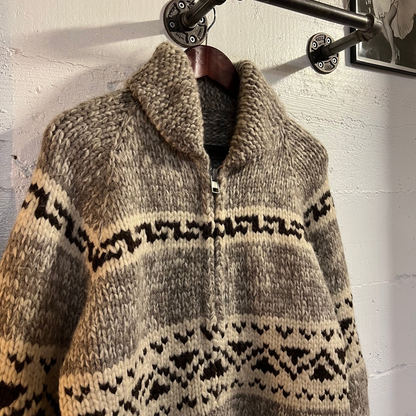 Vintage 60's Cowichan Intarsia Heavy Knit Wool Sweater Acme Zipper - Size Large - Made In USA - 100% Wool