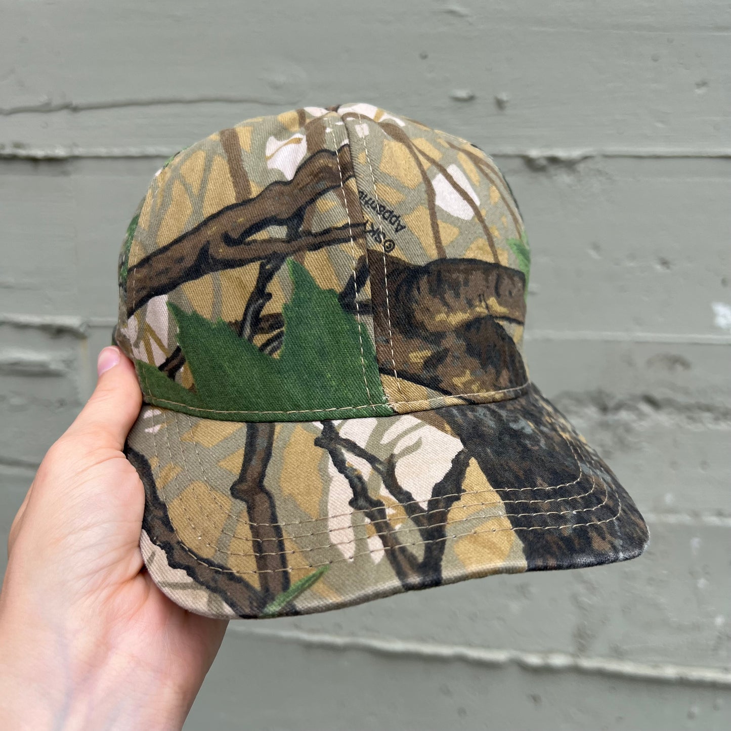 Vintage 90’s AMJ Pacific Co. Skyline Apparition Hunting Camo Six Panel SnapBack Trucker Hat - One Size Fits All - Made In USA - Earth Toned