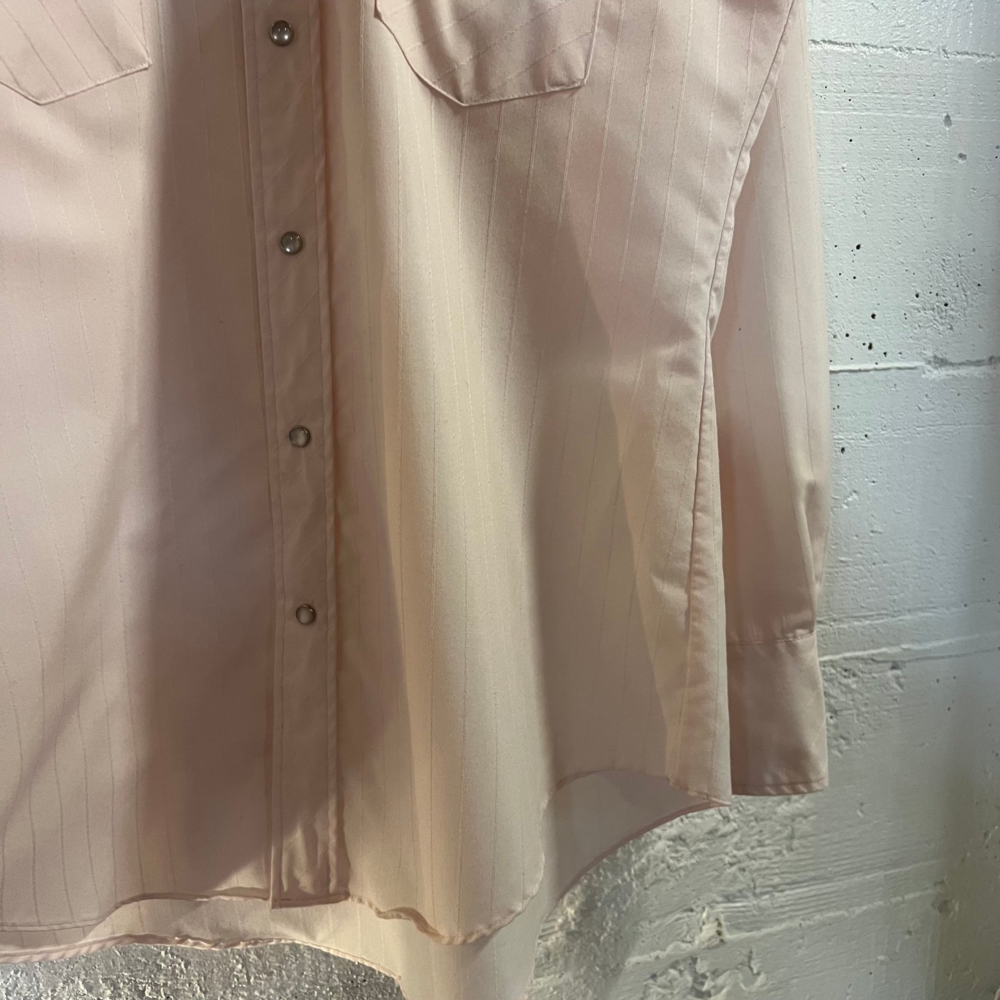 Vintage Miller Western Wear Pink Pearl Snap Western Shirt - Size Large (16-35) - Pink