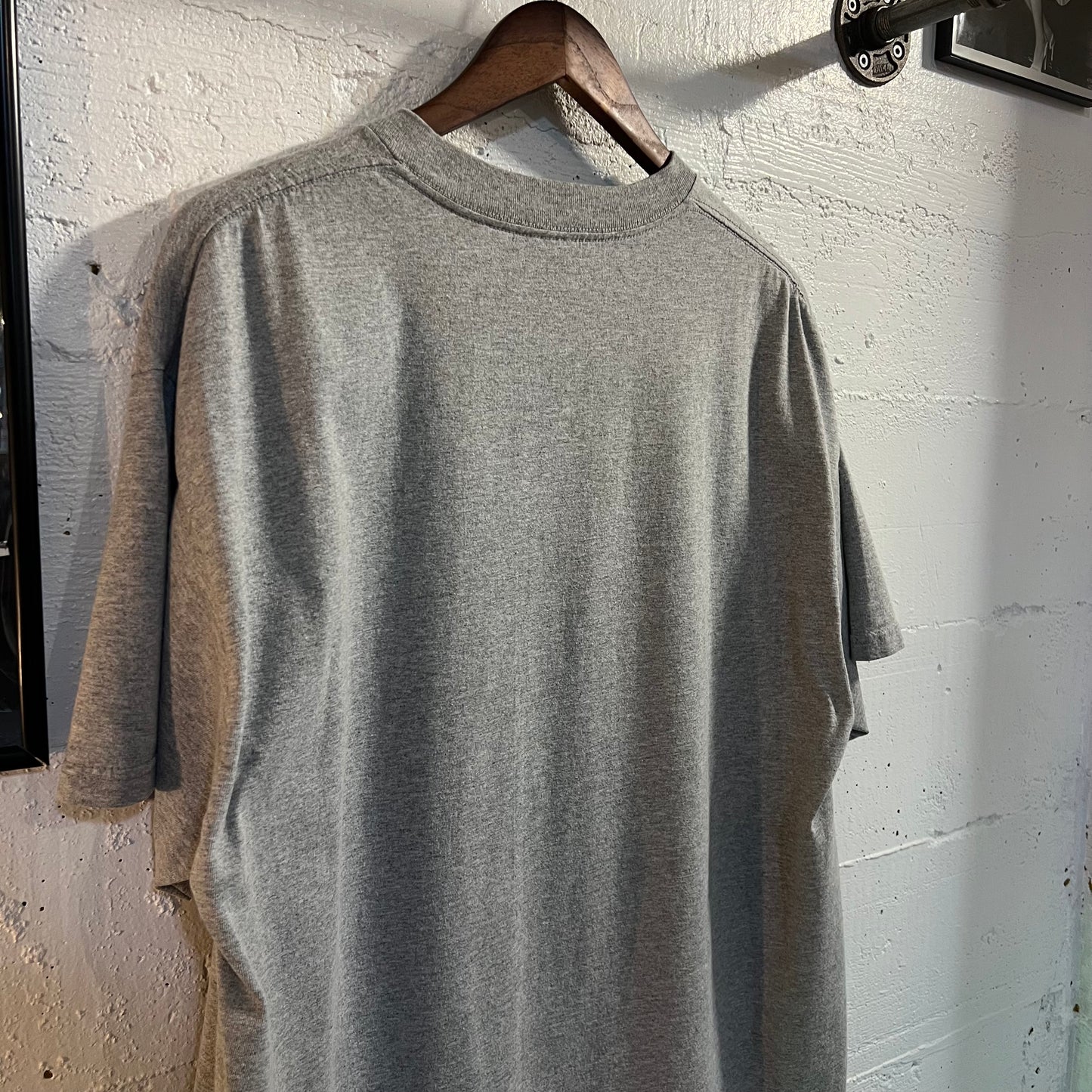 Vintage Peanuts 'Snoopy & Woodstock' Puff Print Christmas T-Shirt - Size XL - Heather Grey