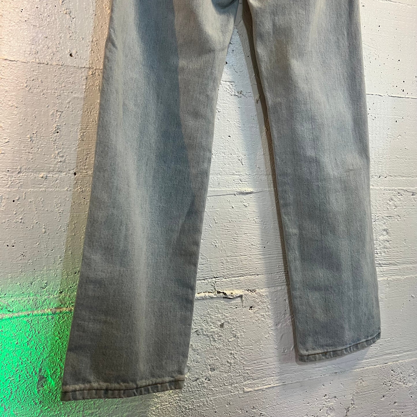 Vintage 1980's Wrangler Distressed Light Wash Denim Jeans - Size 30" x 32" - Made In USA