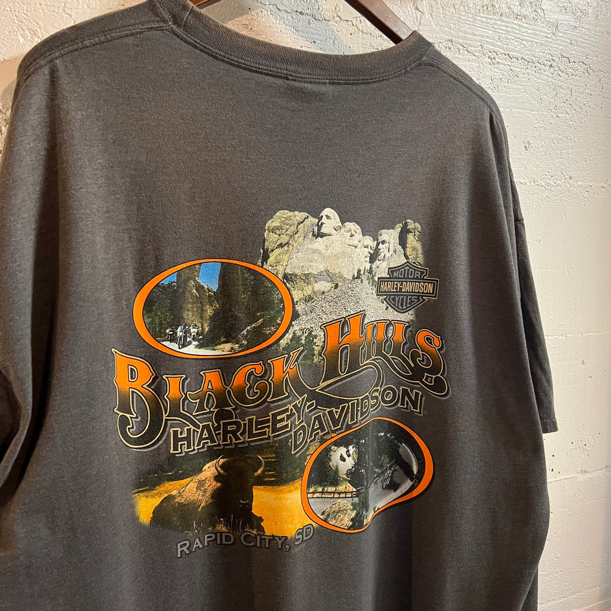 2011 Harley Davidson Black Hills Rapid Hills, SD Graphic T-Shirt - Size 2XL - Charcoal Grey/Multi