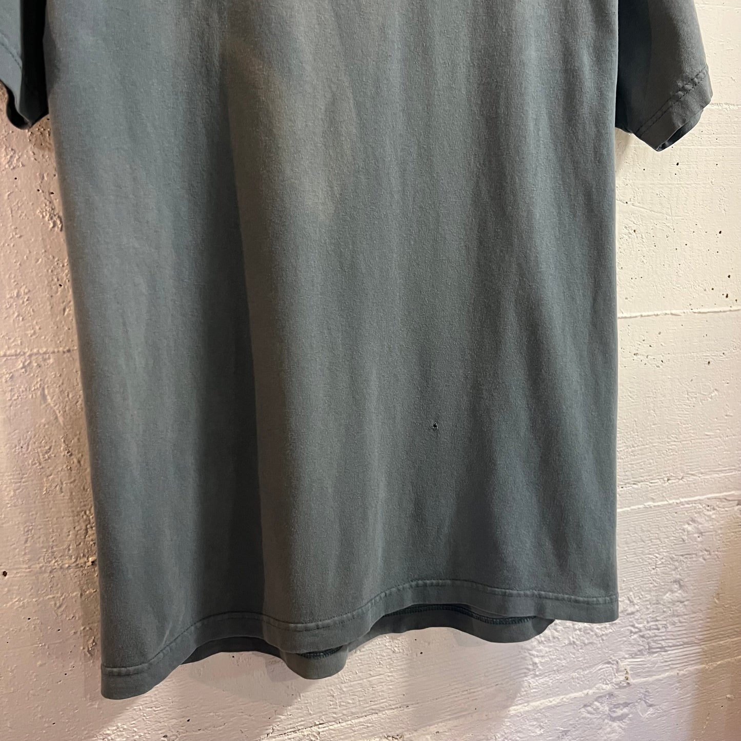 Vintage 90’s Distressed/Faded Bruce Lee The Dragon Graphic T-Shirt - Size Medium - Made In USA - Faded Black/Blueish Green