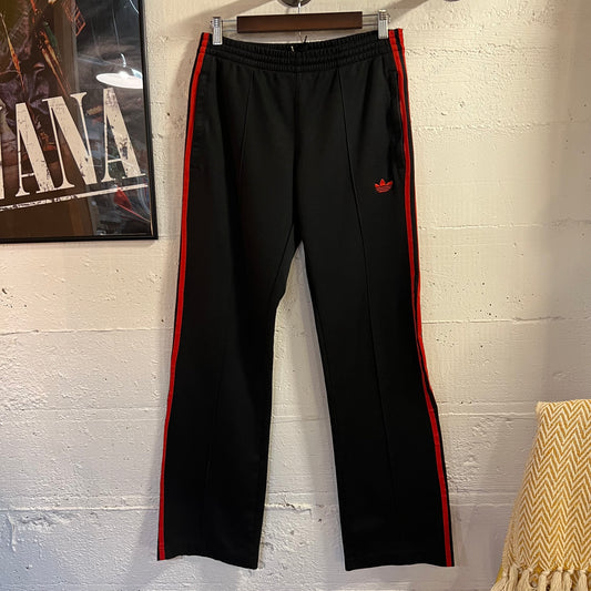Vintage 2005 Embroidered Adidas Trefoil Pleated 3-Stripe Track Pants - Size Small - Black/Red