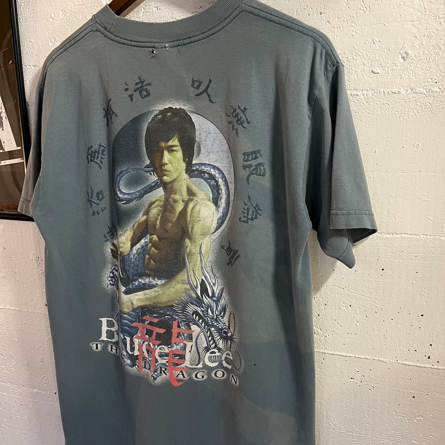 Vintage 90’s Distressed/Faded Bruce Lee The Dragon Graphic T-Shirt - Size Medium - Made In USA - Faded Black/Blueish Green