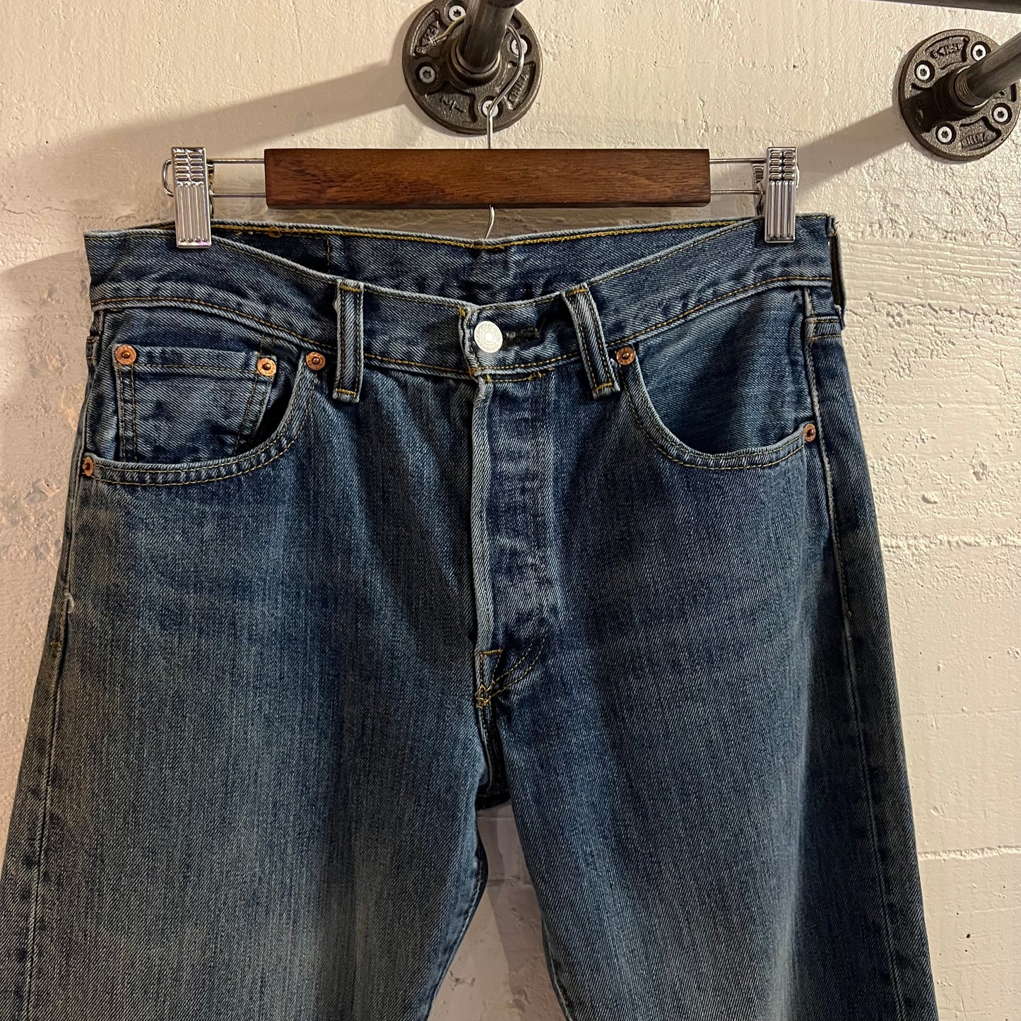 2000's Levi's 501 Button Fly Denim Jeans - Size 30/31 - Medium Dark Wash